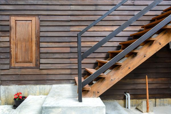 Outdoor Staircase Remodeling